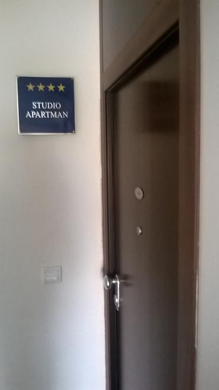 Apartment Small Pearl Split Rum bild